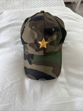 HAUTE SHORE Camouflage Baseball Cap with Gold Star
